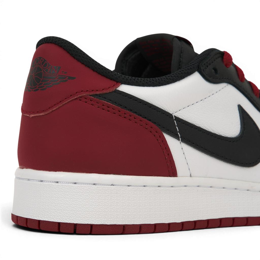 Baskets Air Jordan 1 Retro Low OG GS Black Toe Enfants Blanc Rouge Varsity CZ0858-106
