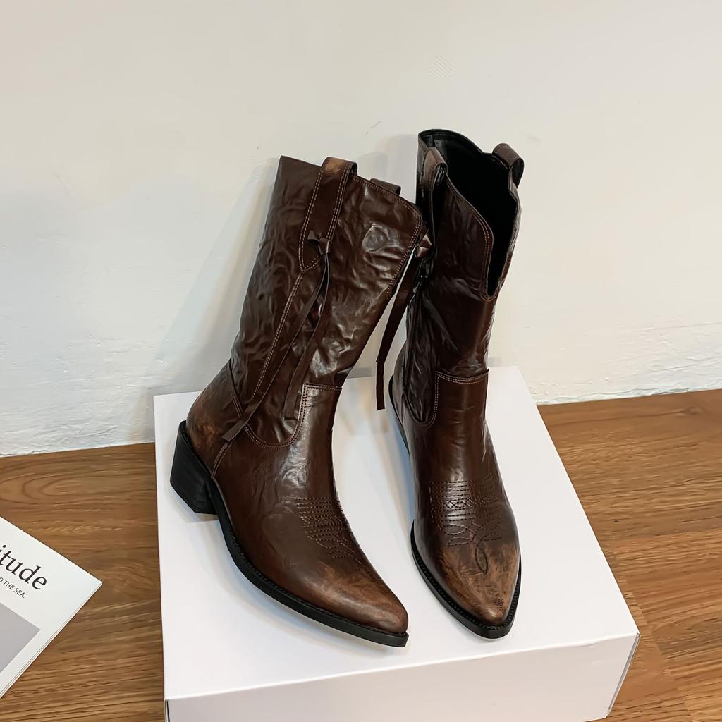 Polished Internet celebrity Western boots niche design sense embroidery pointed fashion boots women wear thick soles heightening women's boots