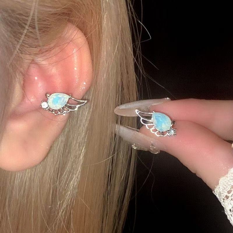Y2K Jewelry Pentagram Star Stud Earrings for Women Girl New Gothic Punk Design Asymmetry Star Zircon Earrings Daily Party Gift