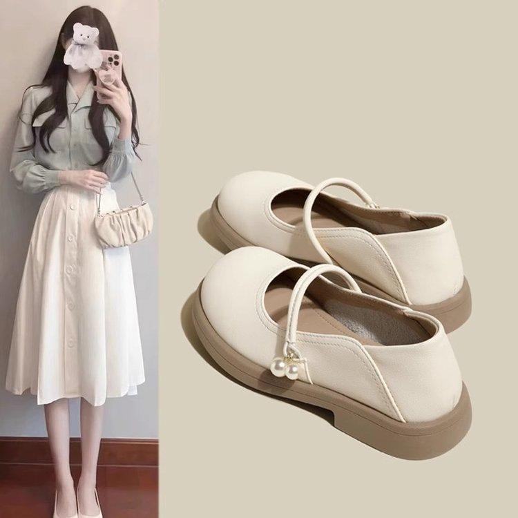Shallow mouth fairy wind flat bottom elegant single shoes female 2025 fashion new one-pedal elastic band loafers female Korean version
