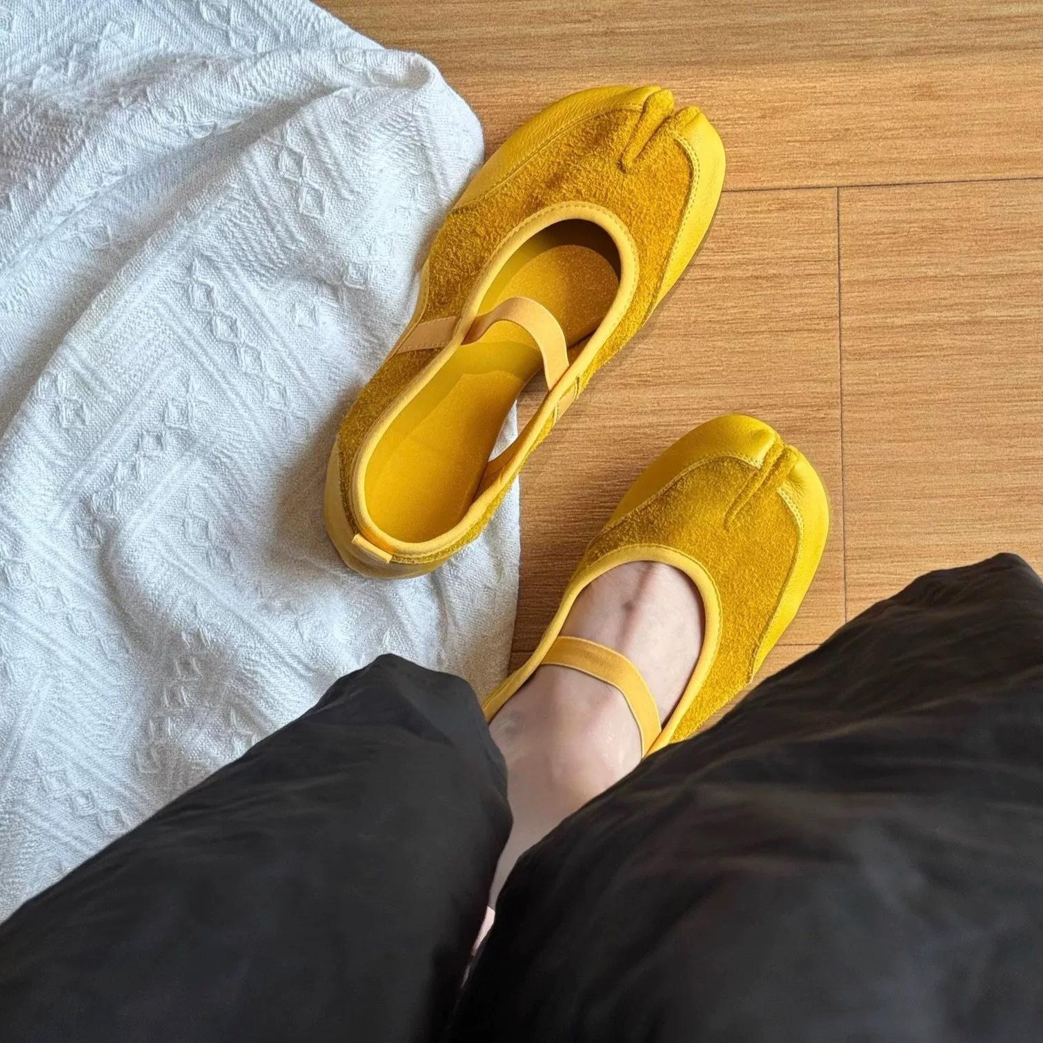 

Версия из овчины~ нишевый дизайн эластичный ремешок на одно слово туфли Мэри Джейн с раздельным носком с мелким вырезом одинарные туфли женские балетки 40 жёлтый