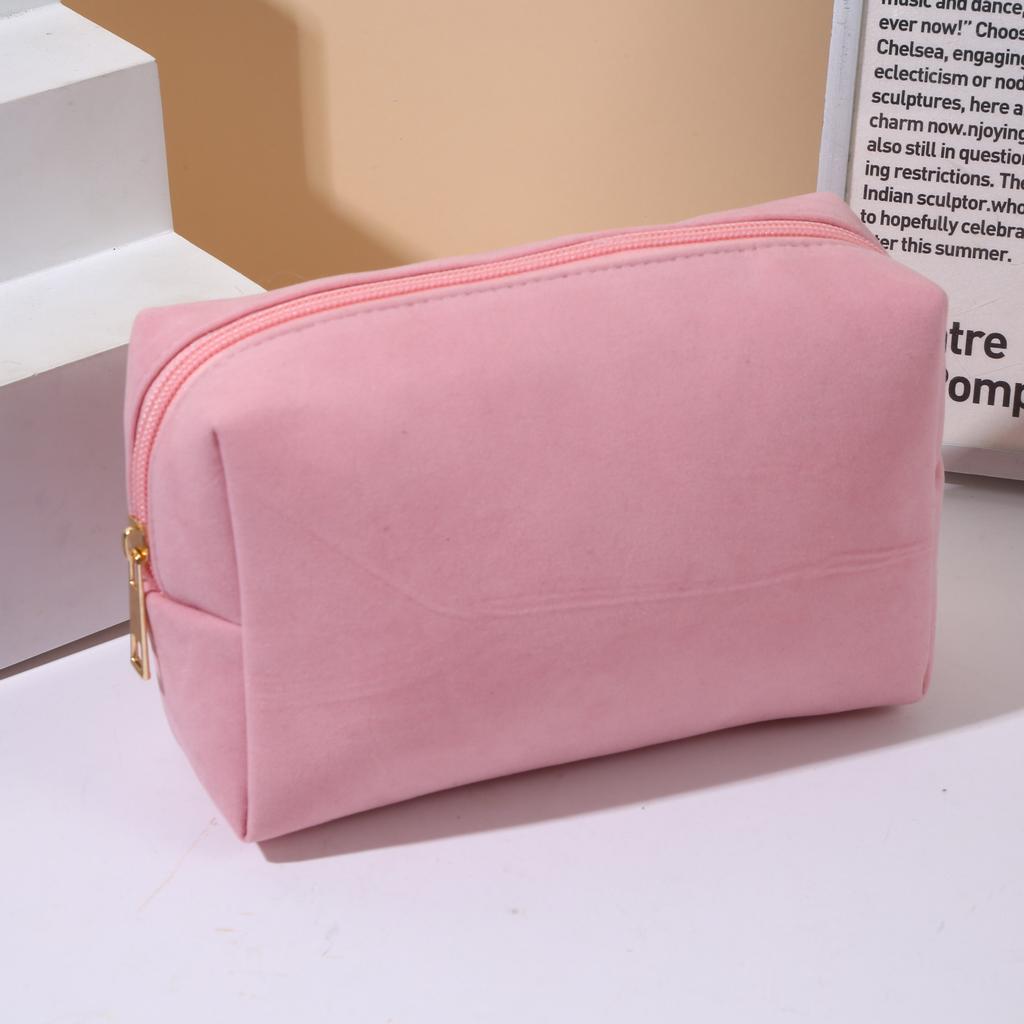 Cute Plush Makeup Bag for Women Portable Travel Cosmetic Bag with Zipper Toiletry Pouch Storage Octagonal Cosmetic Bag Large Storage Bag