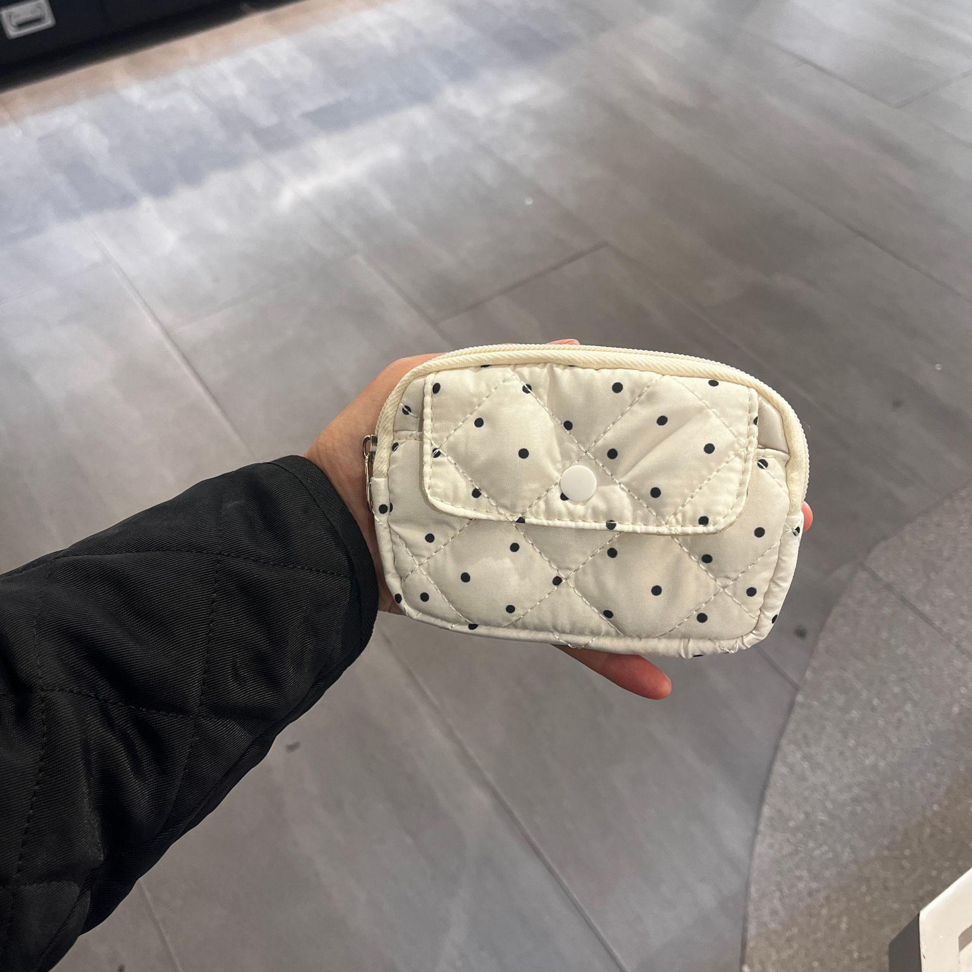 Soft Polka Dot Tampon Storage Bag Large Capacity Embroidered Sanitary Napkin Pouch Thickened Korean Style Makeup Pouch Daily белый