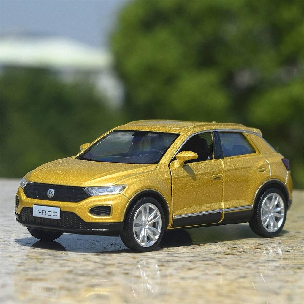 Volkswagen T-ROC SUV Simulation Diecast & Toy Vehicle Pull Back & Doors Open RMZ City 1:36 Alloy Car Model Gifts For Children