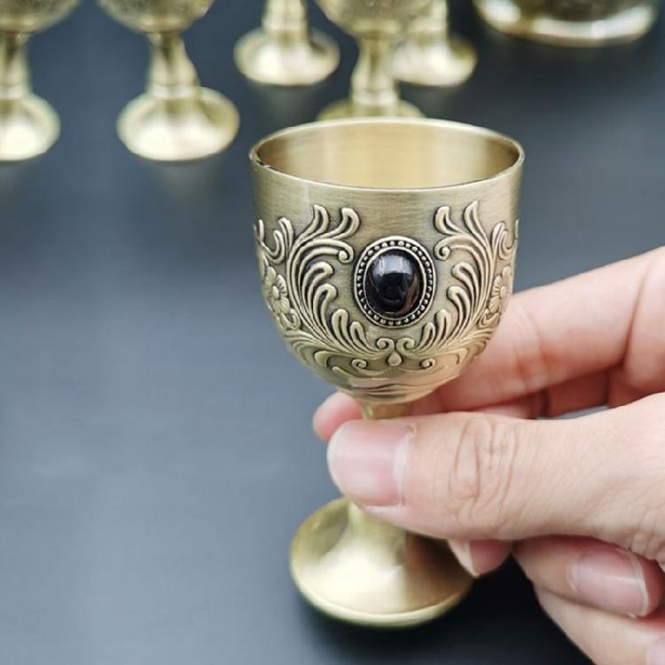 Elegant Embossed Gemstones Shot Glass 50ml Goblet Wine Drinking Cup For Spirits And Cocktails Home Bar Essential