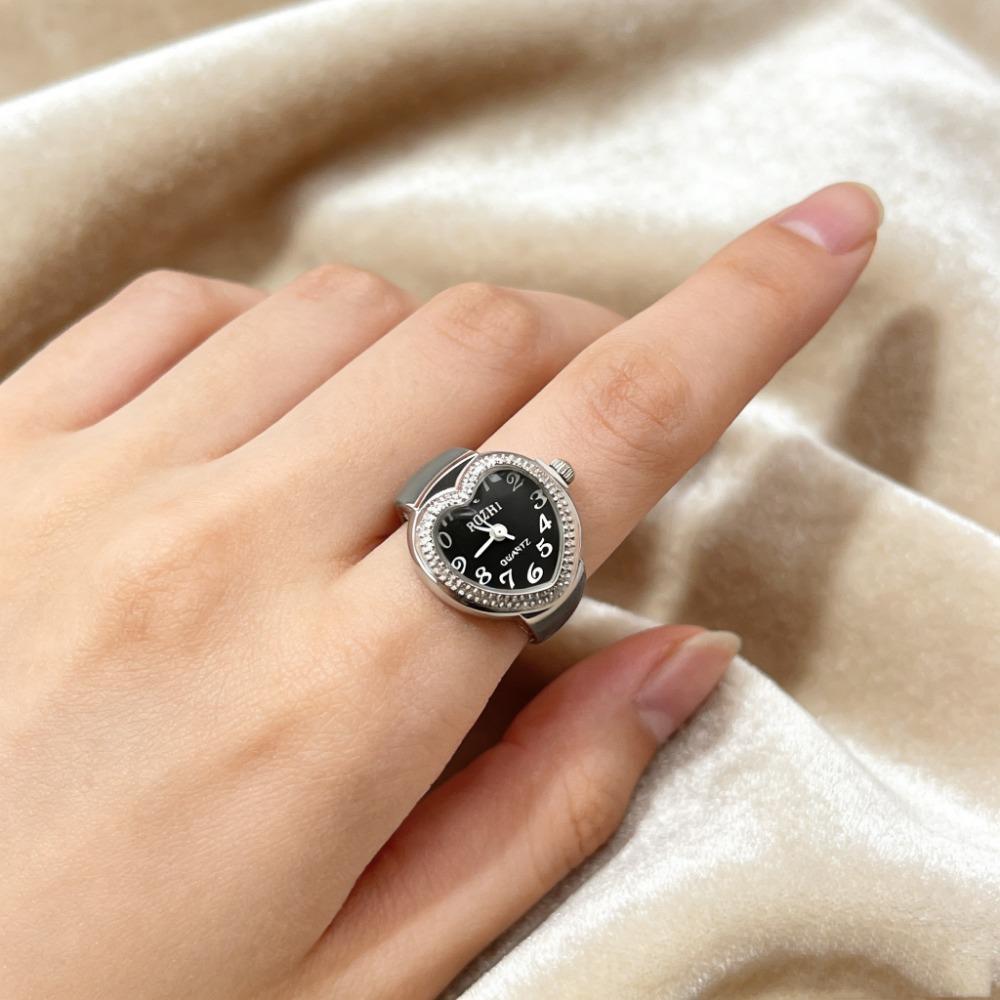 Women Men Mini Italian Heart Finger Watch Ring Roman Numeral Quartz Analog Watch Fashion Jewelry Clock for Couple Gifts