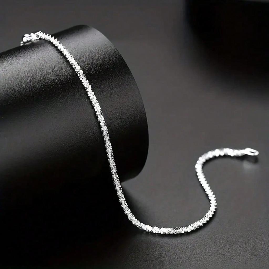 1pc Simple and Fresh Fried Dough Twists Bracelet, Shiny Plain Color Bracelet, Niche Design, No Pendant, Simple and Versatile