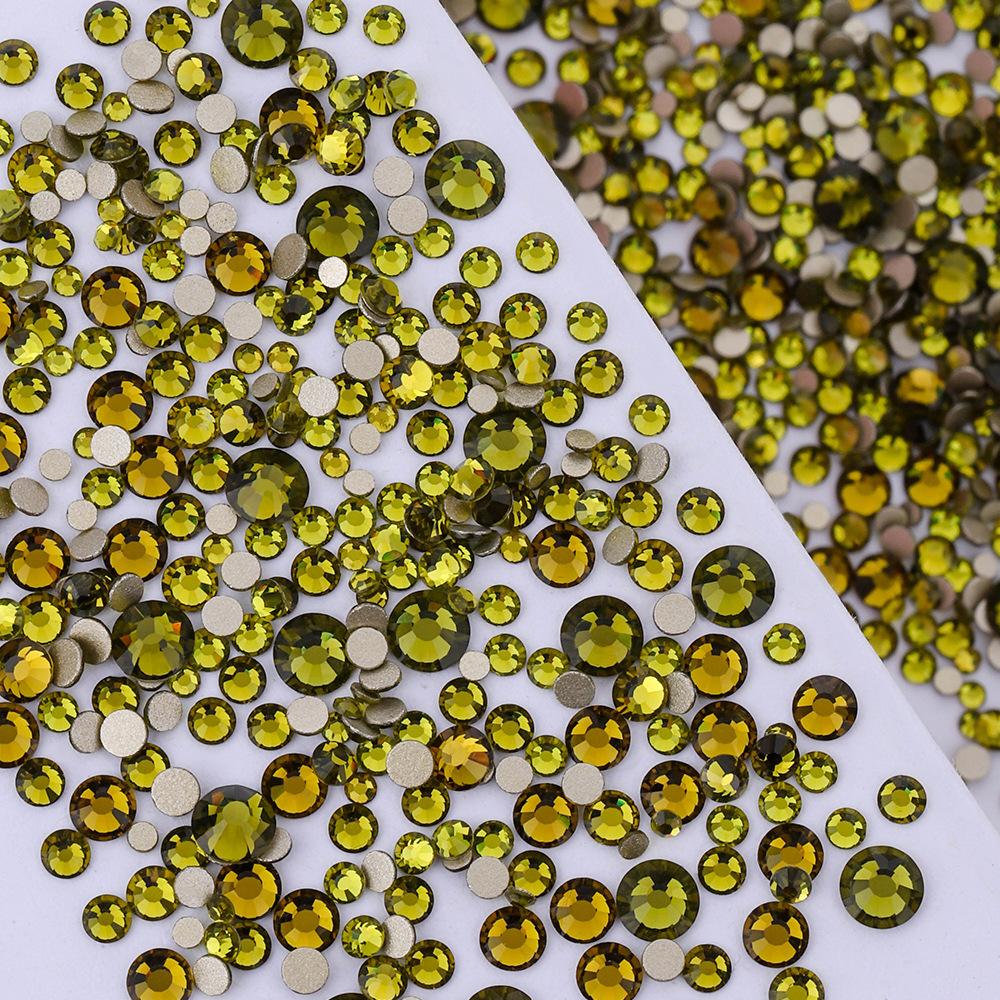 Pujiang Nail Art Strass Goldener Boden Gemischte Größe Flachboden Diamant Ungefähr 1440 Glas Aufkleber Diamanten Farbige Kleine Runde Diamanten