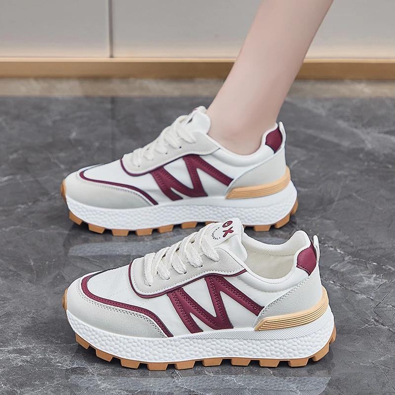 Modische Freizeitschuhe für Damen 2024 Herbst Neuer Trend Vielseitige Dicke Sohle Dad Shoes Student Weiche Sohle Rutschfest Sportschuhe