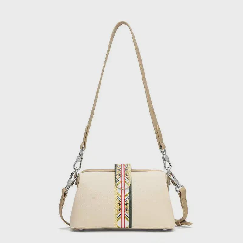 COCIO Retro National Style Versatile Shoulder Bag CC161