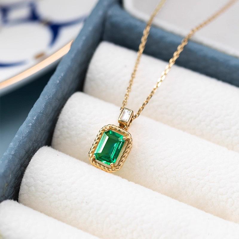 

Natural Green Diopside 18K Gold Pendant on a S925 Silver Choker Necklace 925 silver