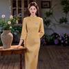 1011 autumn new cheongsam yellow embroidered butterfly long cheongsam retro slim side buckle stand-up collar cheongsam of the Republic of China