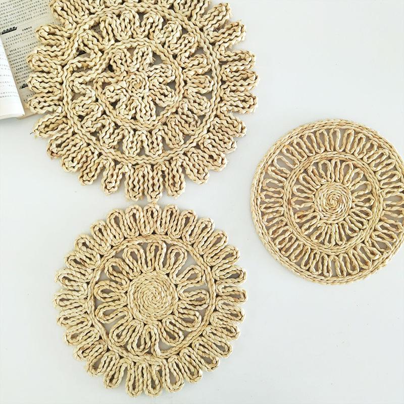 Gewebter Hitzebeständiger Topfuntersetzer und Platzset aus Maisblättern