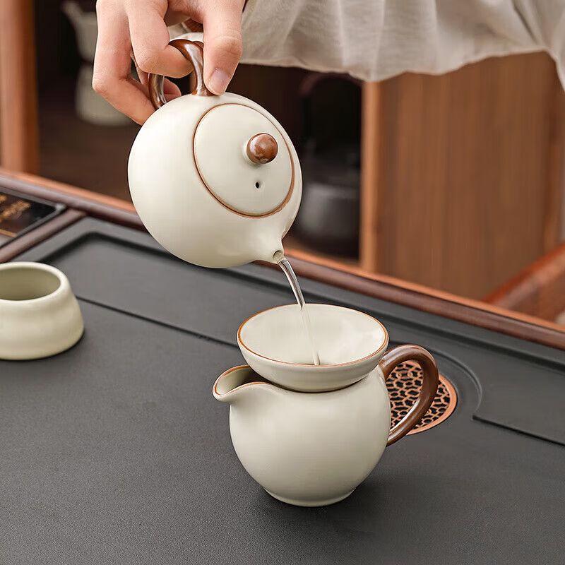 Qianyu Automatic Tea Set with Integrated Kettle