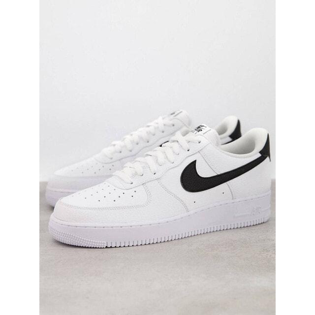 

Бело-черные кроссовки Nike Air Force 1 07