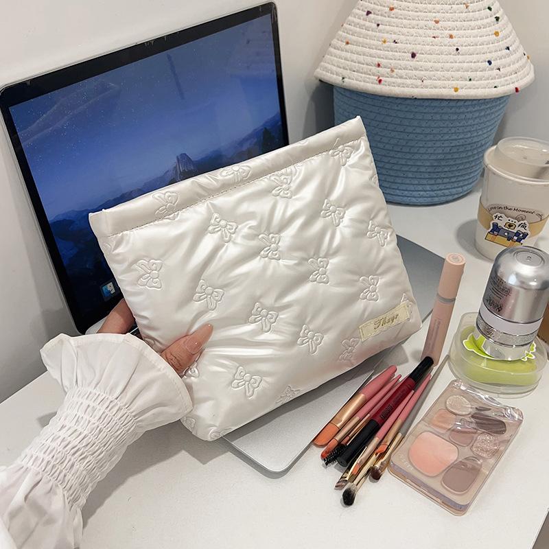 

Bow Print Quilting Cosmetic Bag Hand-held PU Korean Style Makeup Bag Handbag Makeup Bags Multifunctional Storage Bag бежевый
