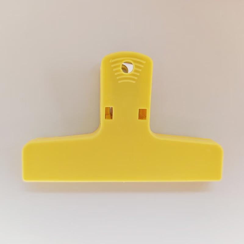 

Colored Plastic Document Clips