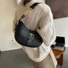 Stylish Pu Crescent Bag For Women With Chic Design And Versatile Color Options
