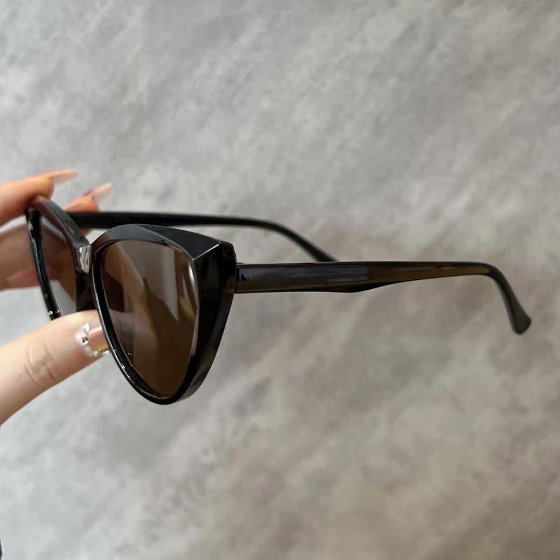 Classic Cat Eye Large Frame Sunglasses Women Men Fashion Sun Glasses Cycling Driving Eyeglasses Female Outdoor Shade UV400