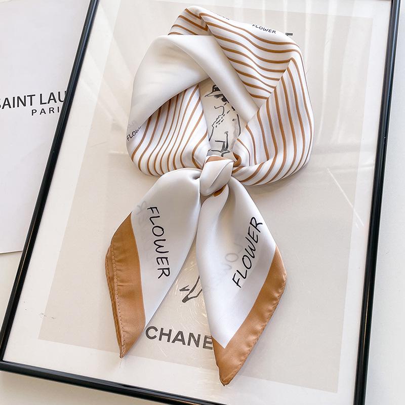 Damski jedwabny szalik w koreańskim stylu: Wszechstronny kwadratowy szalik z kamelią na wiosnę i jesień - do noszenia na szyi, na torebce lub we włosach