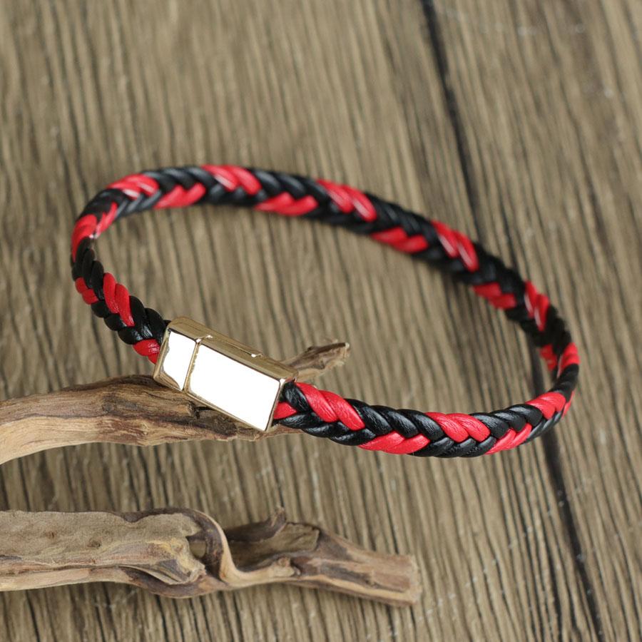 Charm Läderarmband för Män Klass A Magnetiskt Spänne Handgjord Flätad Wrap Punkarmband Coolt Cykling Homme Mångsidiga Accessoarer