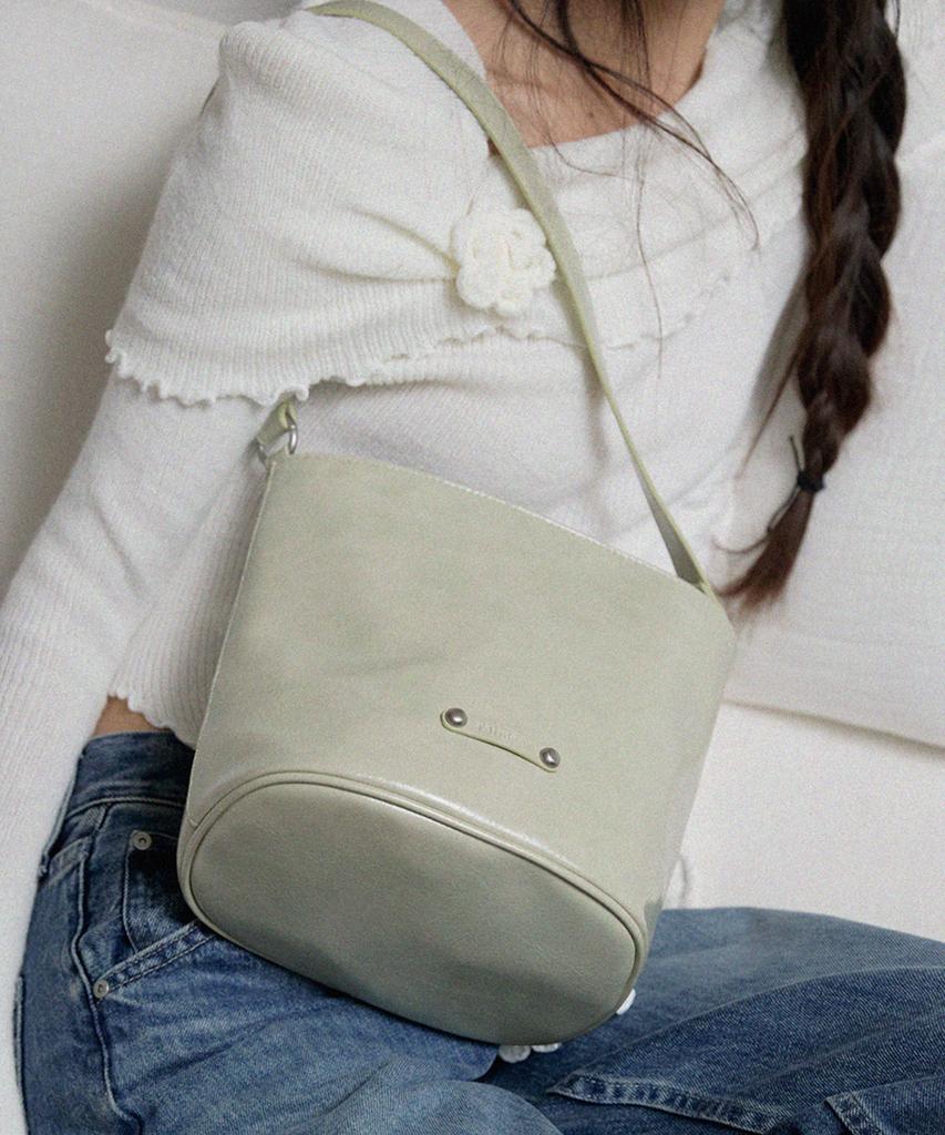 Raiment Stud Band Basket Bag_Light Khaki