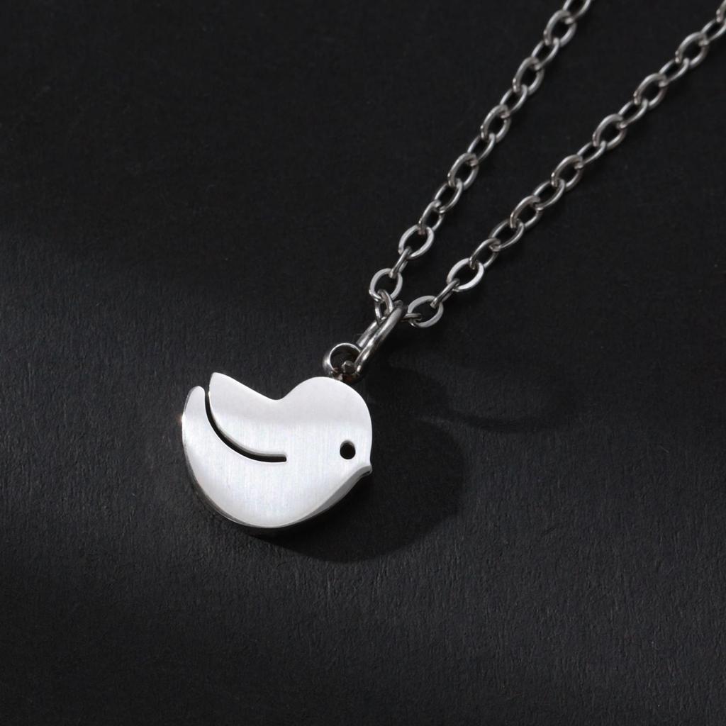 Japanese and Korean Fashion Simple and Versatile Animal Necklace Paper Clip Chain Cute Bird Pendant Necklace