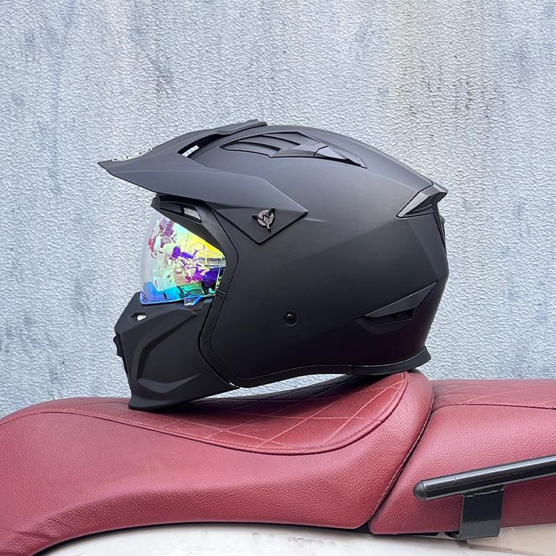 Street Fighter Motorcycle Helmet Men's and Women's Full Helmet Four Seasons Locomotive Retro Detachable Combination Helmet
