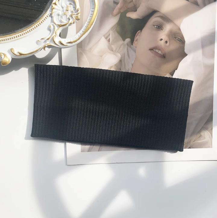 

Minji Kim Style Versatile Knitted Headband - Elastic Sport & Fitness Hairband for Women