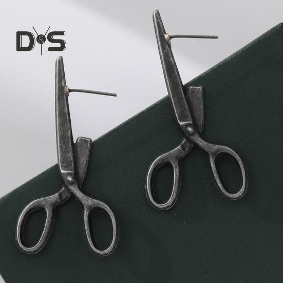 1 Pair Women Earrings Exaggerated Style Scissors Shape Retro Individual Anti-slip Daily Wear Special Occasions Club Ear Jewelry
