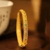 Utsökt Carven-design Antik guldhantverk etnisk stil armband för kvinnor Naturliga Hetian-jadearmband festcharm smycken
