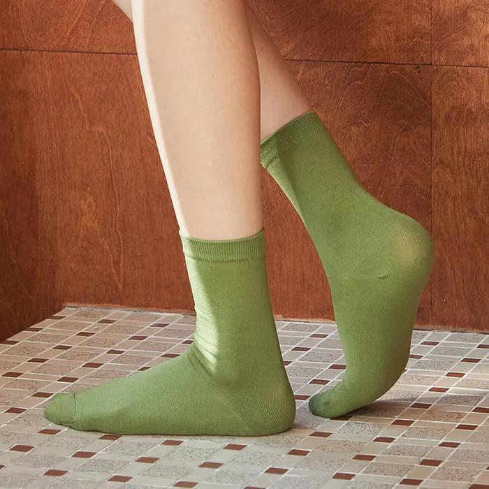 STB022 STANDARD Woman Silket Plain Socks