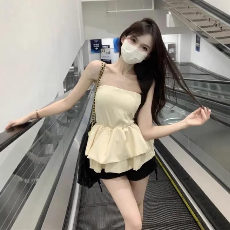 

Elegant Off-Shoulder Ruffled Bustier Top for Women - Summer Sleeveless with Cinched Waist and Flared Hem L