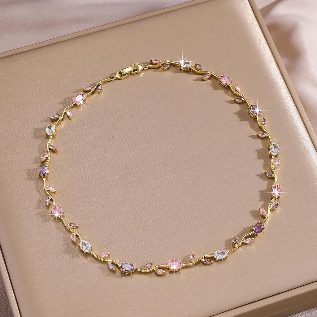 Bracelet Feuille Plaqué Or avec Incrustations de Zircon Hachuré et de Diamant