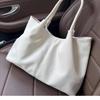 Bag Women's 2023 New Tote Bag Is Popular In Japan and South Korea This Year, Niche Fashion, Large-capacity Daily Commuting Shoulder Bag