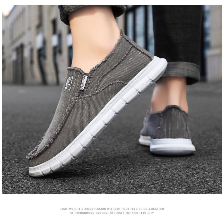 Men Casual Slip‑On Canvas Shoes Comfortable Lightweight Soft Sole Autumn Everyday Loafers Streetwear Travel Shoes Stylish Comfort Footwear
