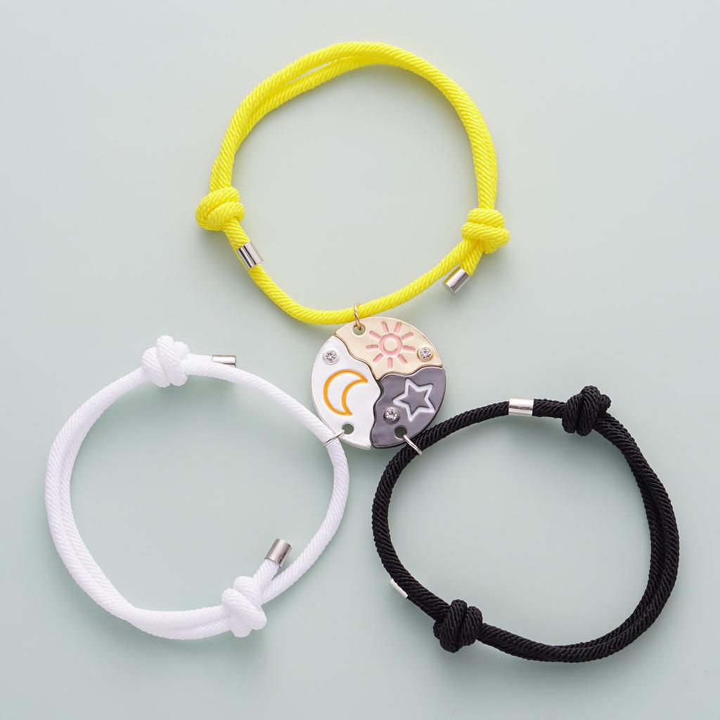 Best Friend Magnetic Necklace: Cute Back-to-School Gift & Birthday Pendant for Her