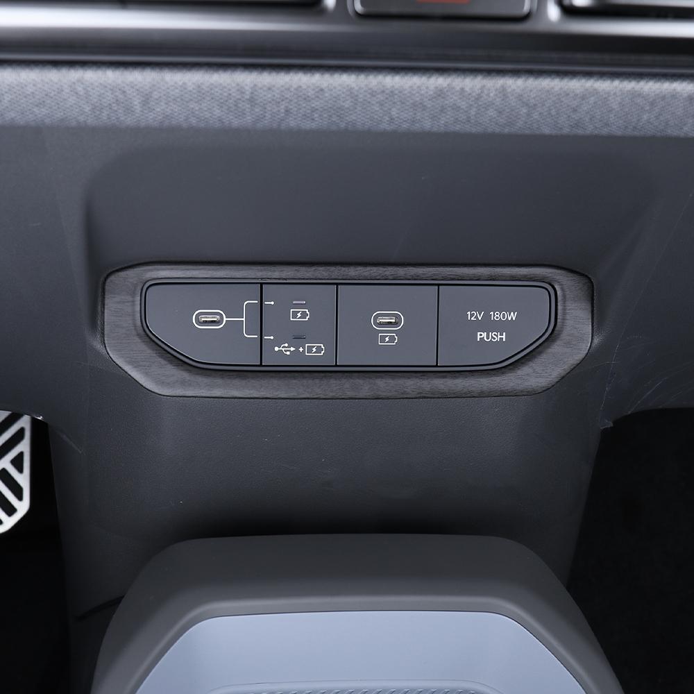 1Pc ABS USB Charging Socket Port Frame Decor Cover Trim For KIA EV3 2024 2025 2026 LHD RHD Interior Car Accessories