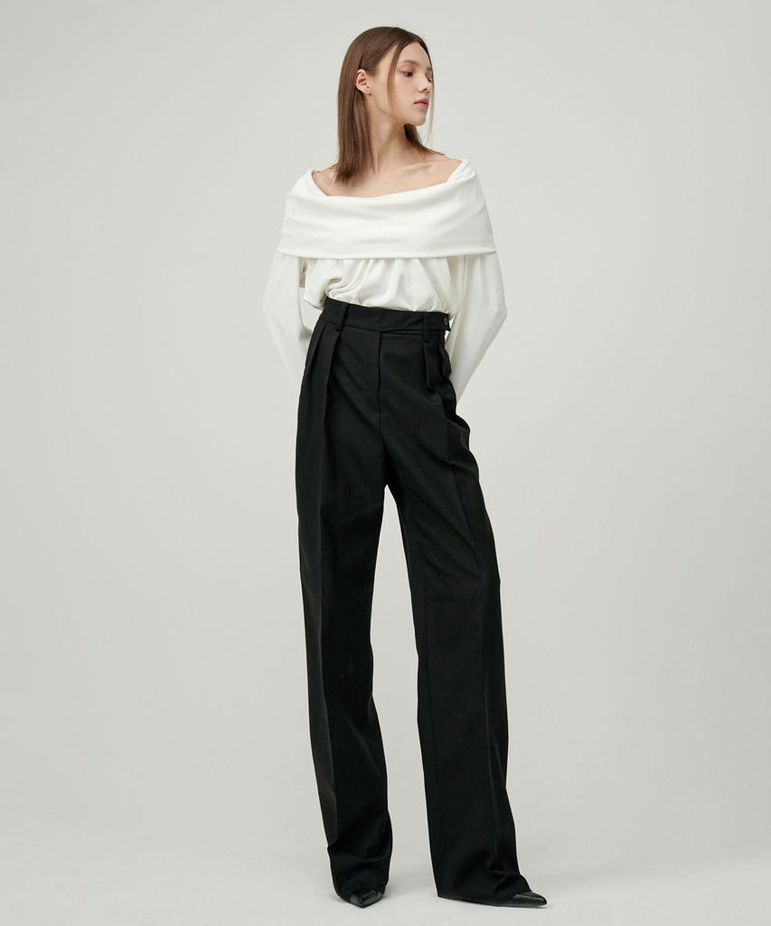 02ARMOIRE Romi Top _ White
