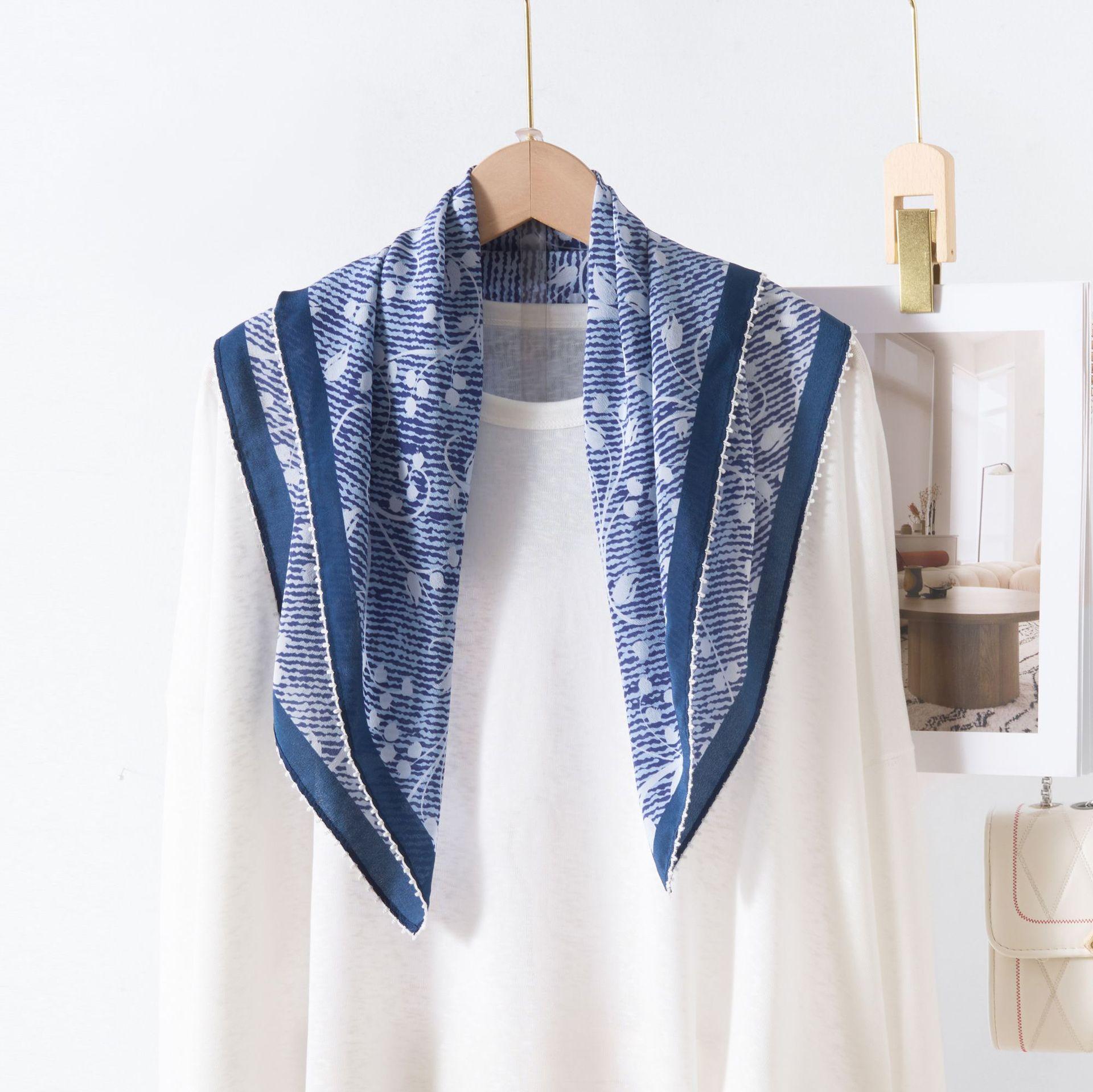 Silk double crepe polka dot silk scarf women s spring and summer 100% mulberry silk French polka dot retro square scarf high-end small scarf 65*65cm