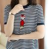 Gestreiftes besticktes Rundhals-T-Shirt aus mercerisierter Baumwolle für Damen Sommer Baumwollgarn Kontrast Strickpullover Kurzärmeliges Top