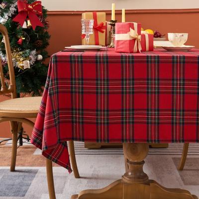 Red Christmas Tablecloth Plaid Decorative Cloth Vintage Table Cover for Festive Dining Atmosphere