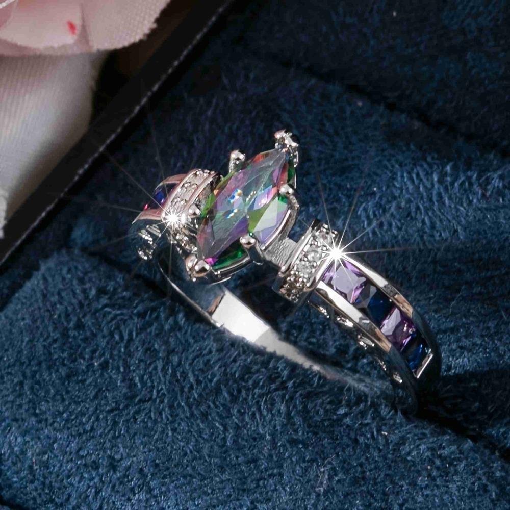European and American Fashion Trend Exquisite Rainbow Oval Zircon Ring for Women, Suitable for Gift Giving, Daily Wear