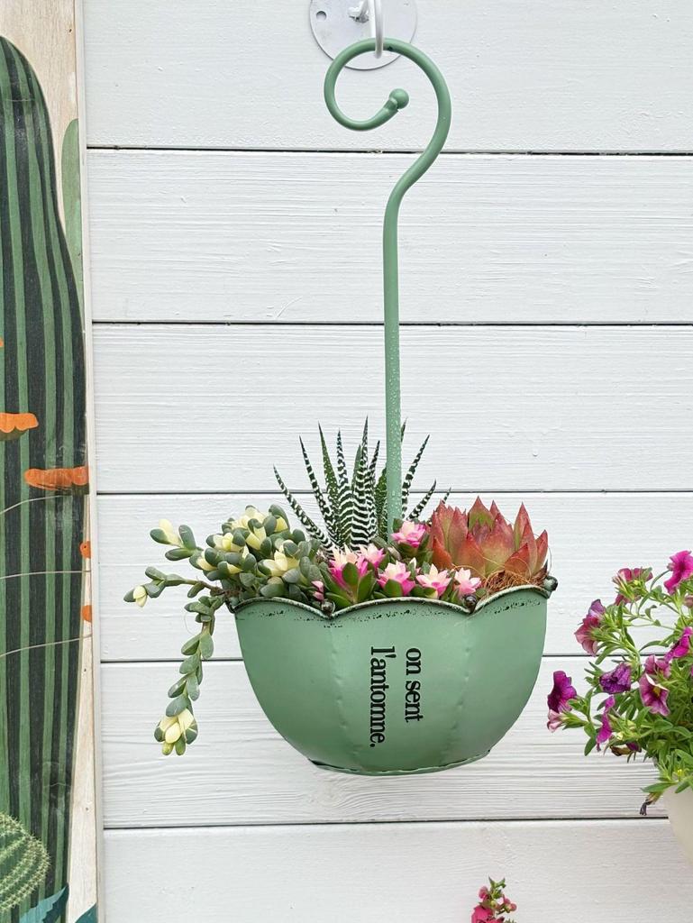 Wrought Iron Hanging Hook for Outdoor Decoration - Umbrella, Flower Pot, Vase, Garden, Balcony