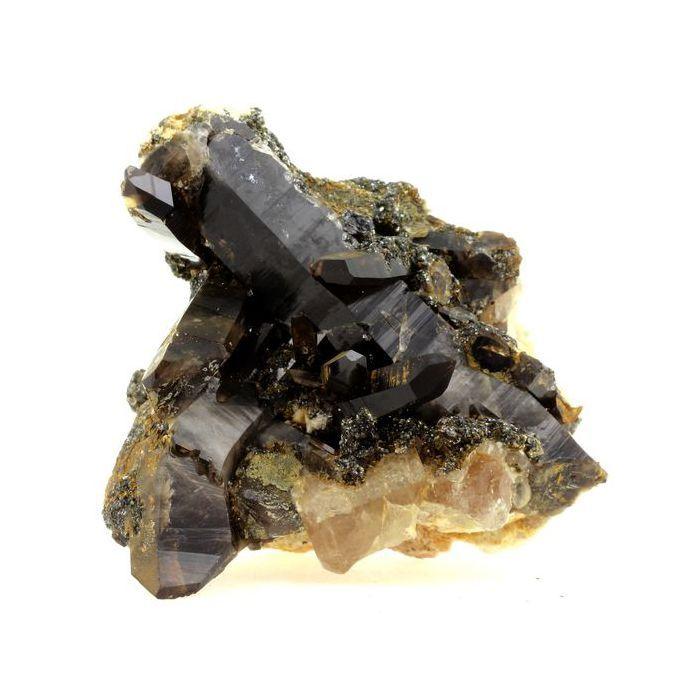 Pierres et Minéraux. Quartz fumé + Apatite. 2439.0 ct. Russie..