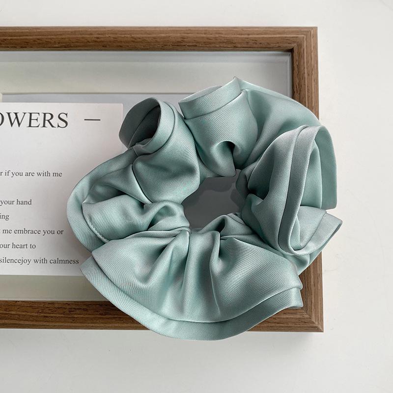 "High-End French-Style Satin Hairband: Fashionable Wood Ear & Flower Bud Design"