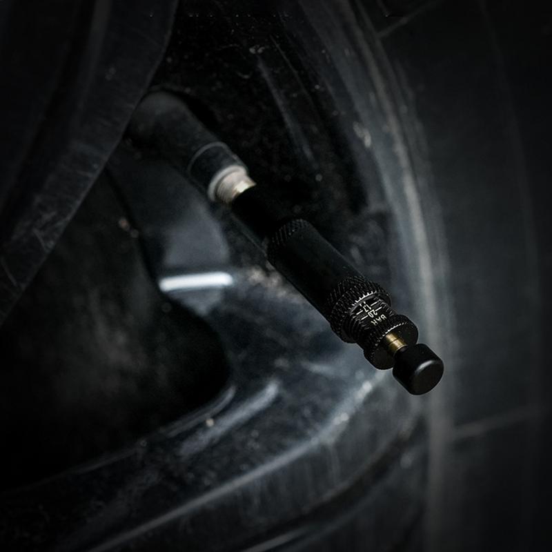 Automatic Tire Deflator Adjustable Tire Deflator 4 Pieces Auto-Stop 4x4 Spin-on Tire Inflator Tool 10-30 PSI Rapid For Truck