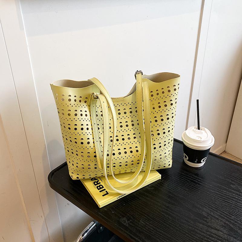 Large-capacity Hollow Bag Women's Summer New Versatile Shoulder Mother and Child Bag Casual Class Tote Bag
