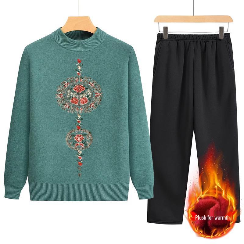 2024 Grandma's Fleece-Lined Warm Base Layer Sweater for Middle-Aged & Elderly Women, Autumn/Winter Collection