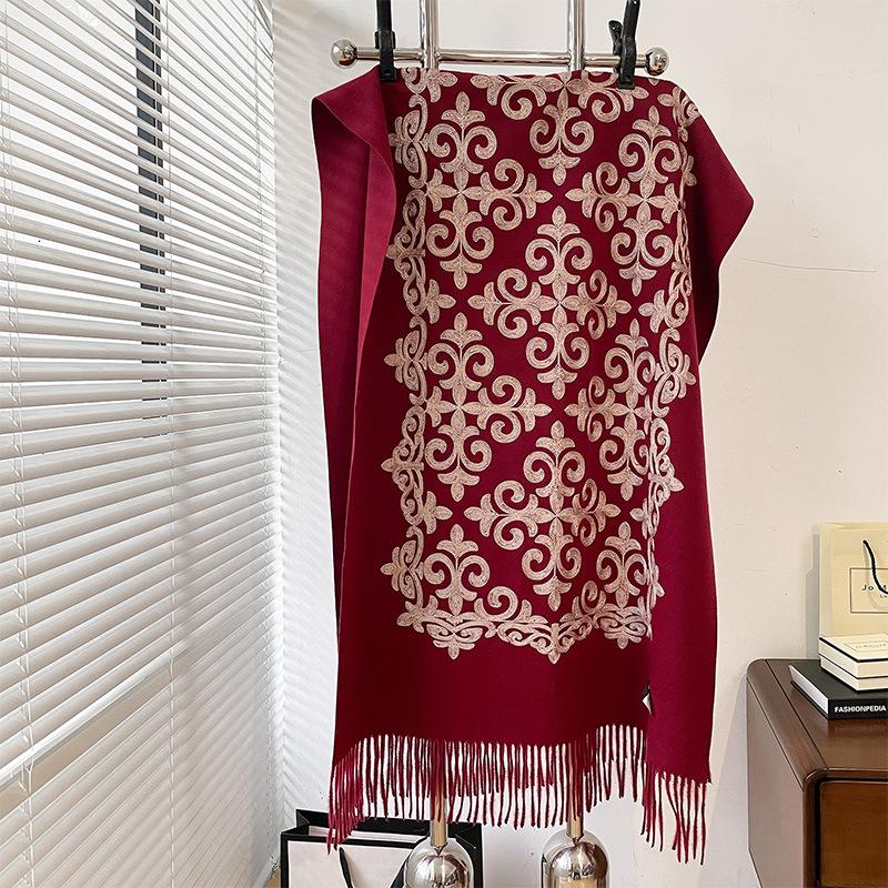 Winter Warm Cashmere Scarf for Women Floral Embroidery Pashmina Blanket Thick Shawl Wrap Neckerchief Elegant Poncho Bufanda